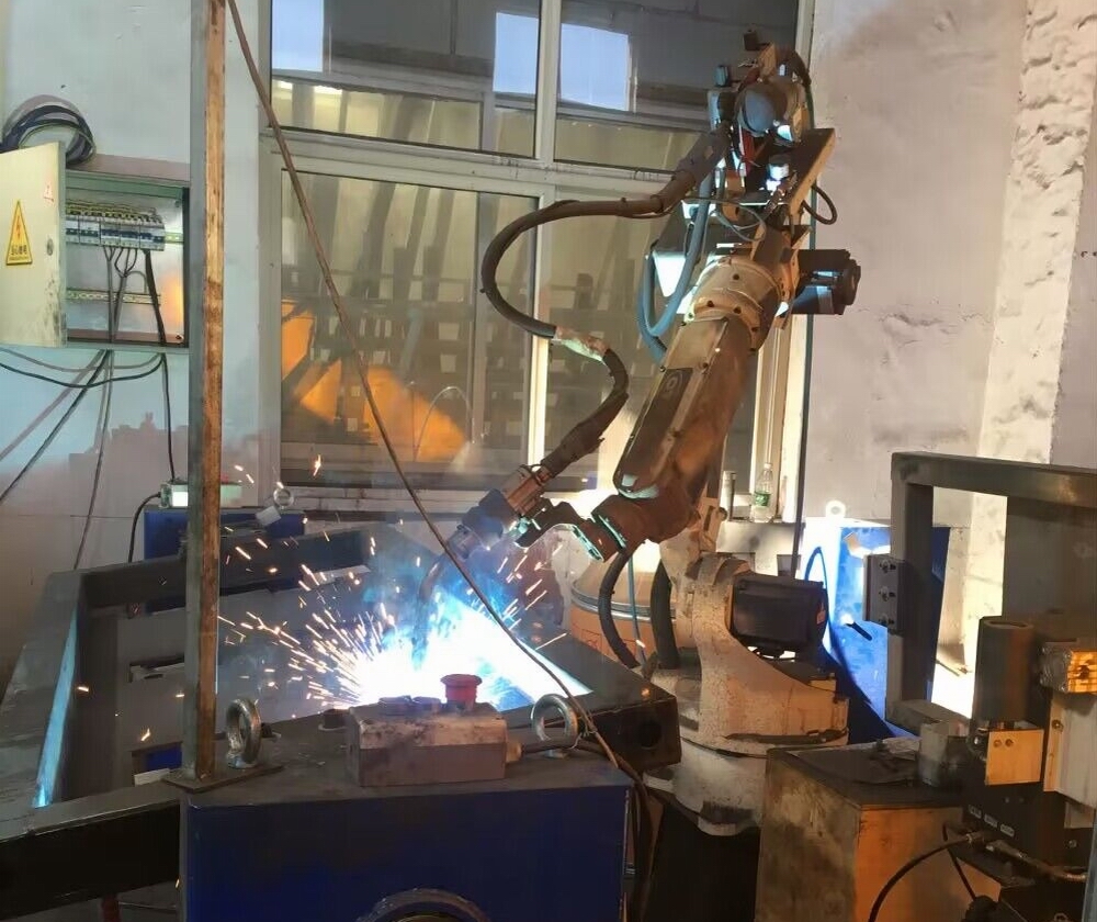 Robot welding