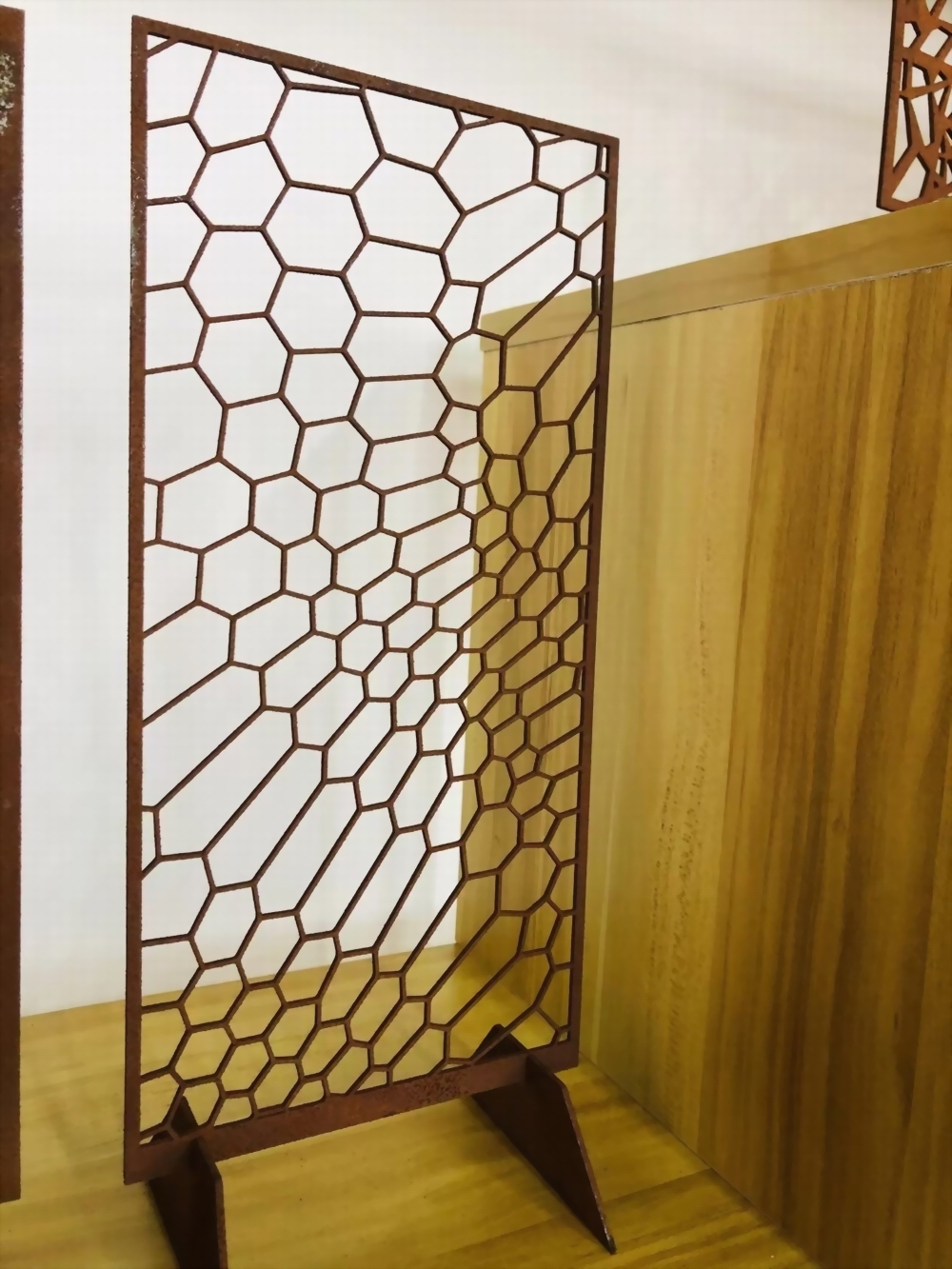 Steel plate wall decoration (guardrail, fence)